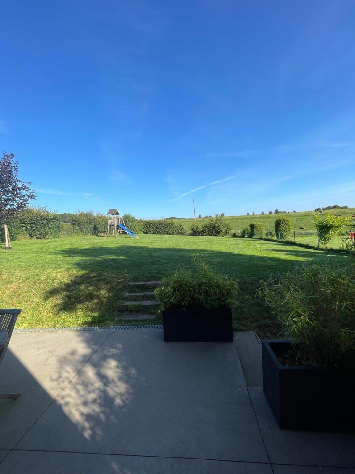 Le Gite Du Vieux Chene Bertogne Exterior foto